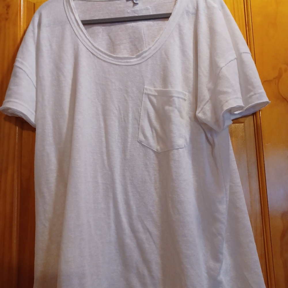 Xl white Birch white tshirt with raw details